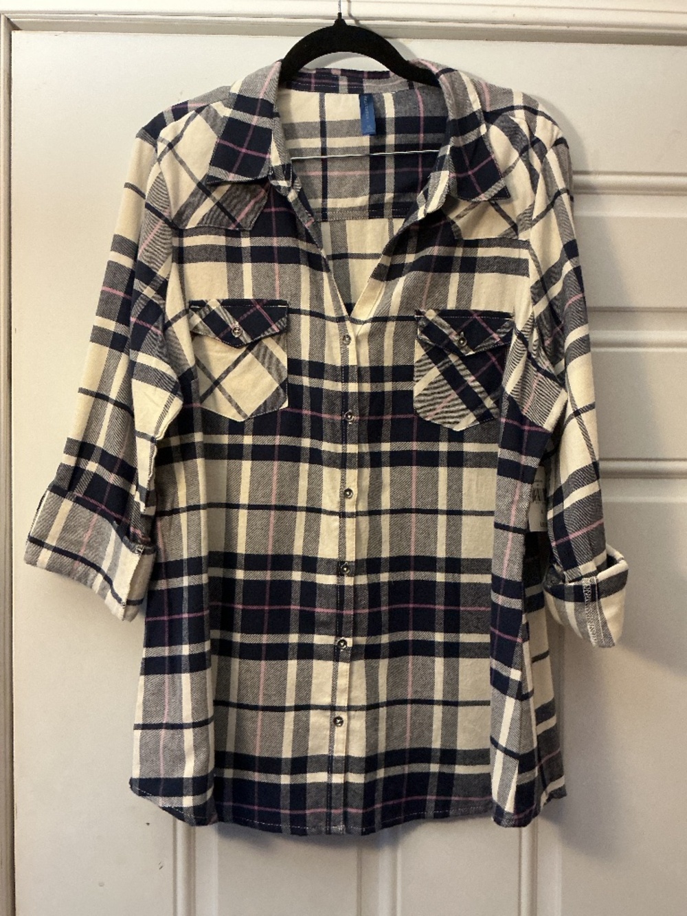 New with Tag Women’s Falls Creek Plaid Roll Sleeve Shirt